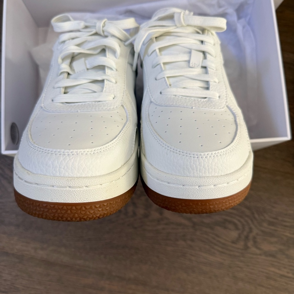Alo Yoga Recovery Mode Low-Top Sneaker In White - Picture 4 of 6